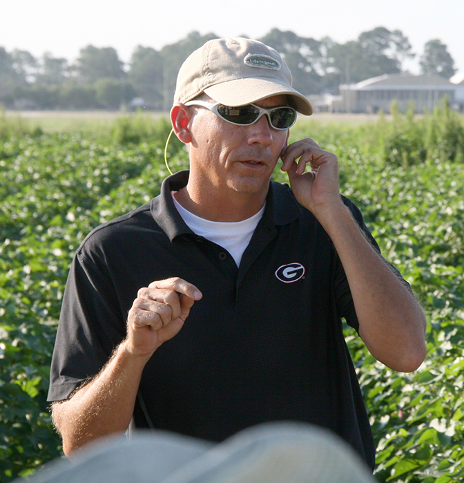 UGA weed scientist Stanley Culpepper speaks during the Sunbelt Field Day in 2015. He is among the scheduled presenters during this year's field day on July 25, 2019.