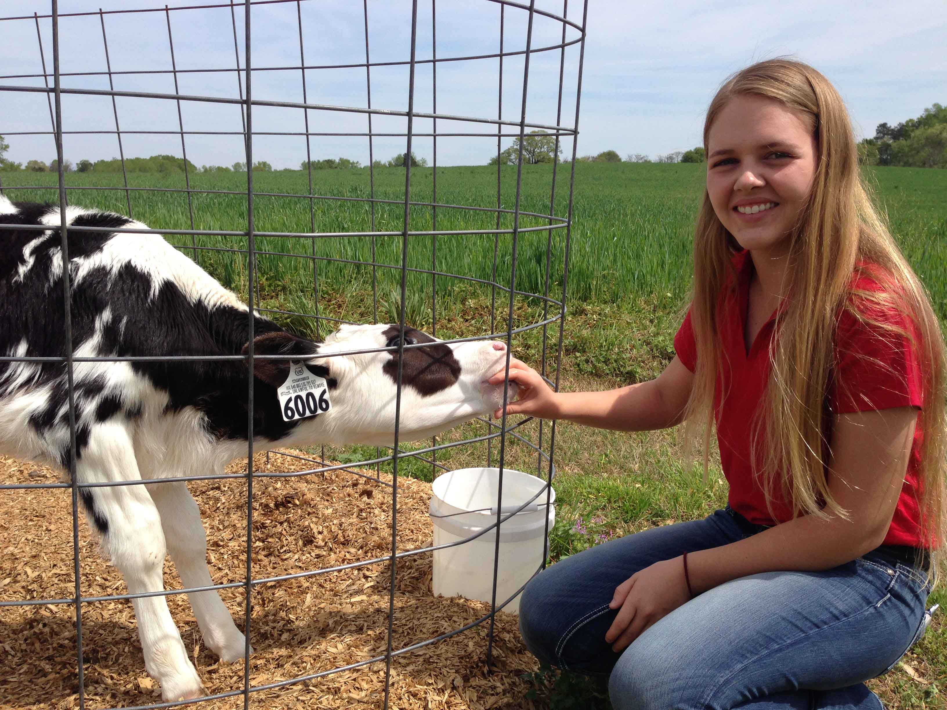 Kayla Alward, a Guyton Native majoring in animal and dairy science at the University of Georgia, has won the Student Employee of the Year Award from the Southern Association of Student Employment Administrators. Alward, who won the award for dedication to the calves at the UGA Teaching Dairy, is the first UGA student to win the award.