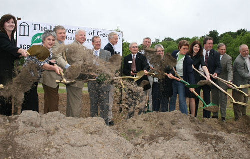Local, state and national officials ceremonially broke ground May 3 at the University of Georgia Tifton Campus for the Agriculture Energy Innovation Center, which will be the centerpiece of an initiative to find ways to create energy-saving strategies or technologies that can be applied in a real-world way on a farm.