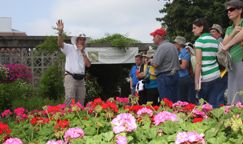 Allan Armitage guides visitors around the UGA Trial Gardens.