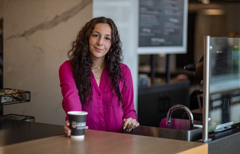 Izzy Burr, a UGA hospitality and food industry management student, works as an intern at the Georgia Center for Continuing Education & Hotel.