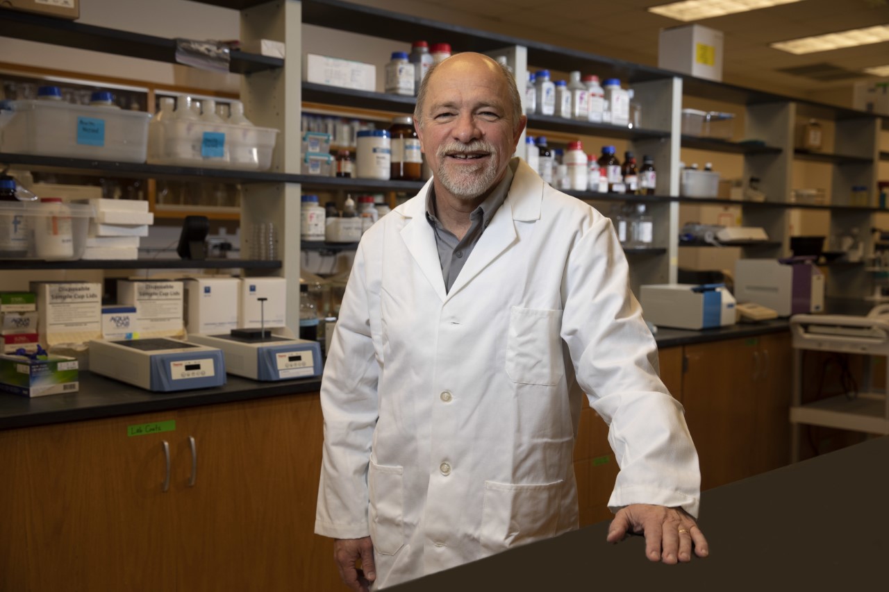 Professor Francisco Diez-Gonzalez oversees the UGA Center for Food Safety, which conducts important research to help safeguard the food supply against foodborne microorganisms and their toxins.